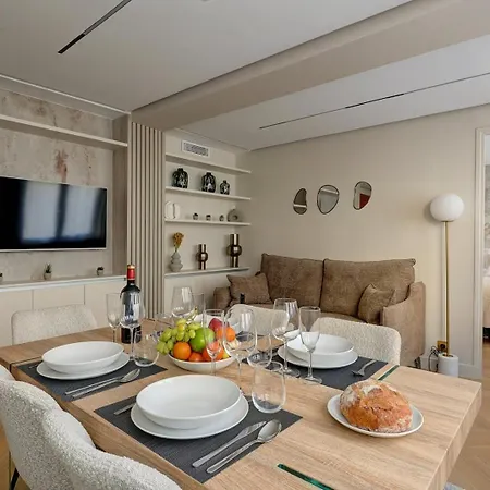 364 Fondary 2 - Superb In * Parigi